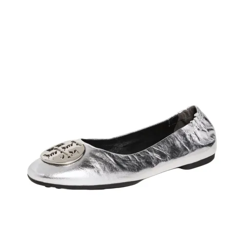 TORY BURCH Claire Туфли на плоской подошве Женские Серебряные