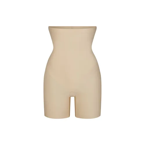 SKIMS FW24 Core Sculpt HIGH WAISTED SHORT Корректирующее белье Низ Женские Песочный Песочный
