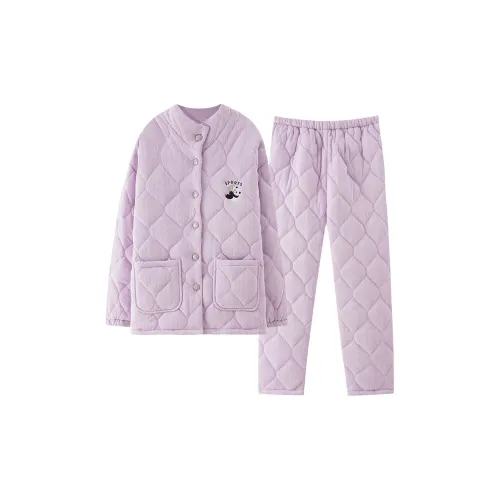 UAVAE Пижамный комплект женский цвет на изображении