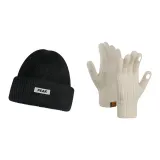 Черные шапки и кепки + бежевые перчатки