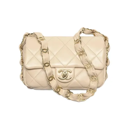 CHANEL Сумки через плечо Женские