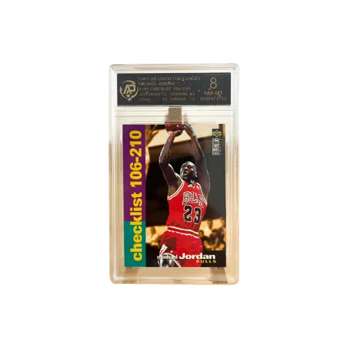 Верхняя Дека Michael Jordan 1995 Upper Deck Быки Баскетбол GOD Тека Игрок Карта Сертифицированные карточки Grade 8 1 шт