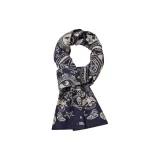 Модный роскошный