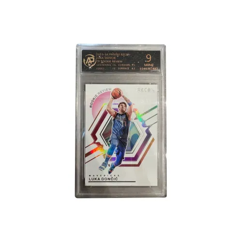 PANINI Dallas Mavericks Core Luka Doncic East 77 Rainbow Reconstructed RPA High Score Star Card Rare