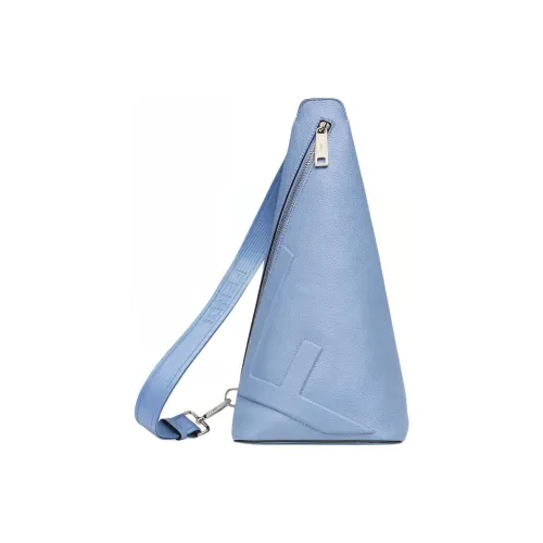 FENDI Сумка через плечо из кожи мужская небесно-голубая