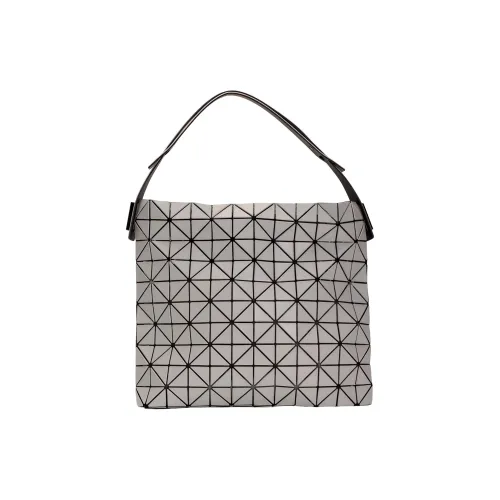 ISSEY MIYAKE Baguette Сумки через плечо Женские