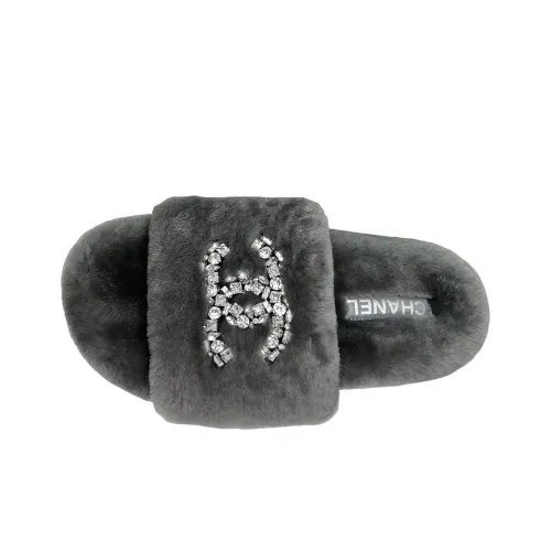 CHANEL Слипоны Серые Женские