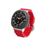 Красный с серебряной застежкой