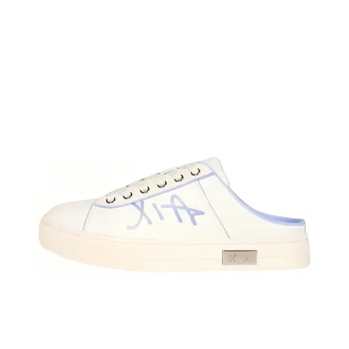 ARMANI EXCHANGEAE Домашние тапочки Женские Белые