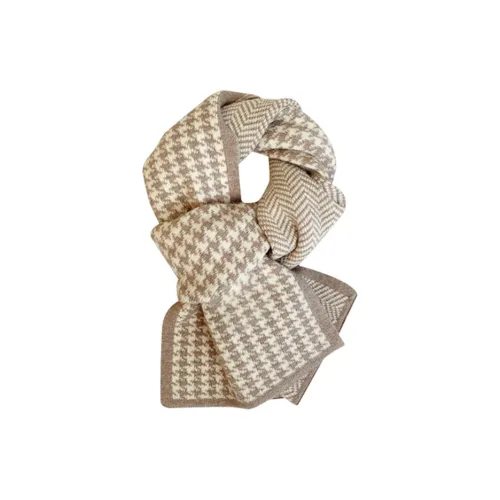 DAISY BEAUTY Вязаные шарфы Унисекс