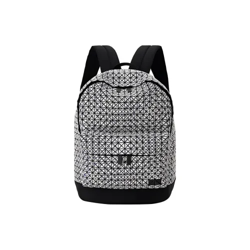 ISSEY MIYAKE Daypack Рюкзаки Унисекс