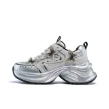 Серебристый