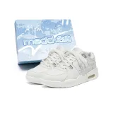 Белая коробка