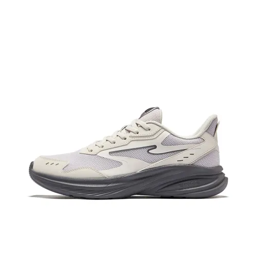 Erke Hunt Slip-Resistant Lightweight Rebound Low-Top Беговые кроссовки Мужские Mist Gray Wild Gray