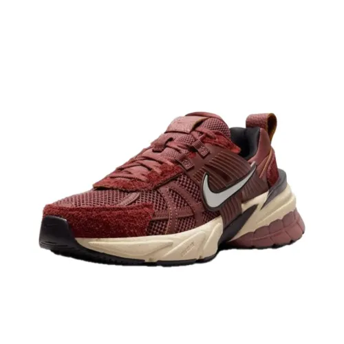 Nike V2K Run Беговые кроссовки Низкий Топ Красный Женские