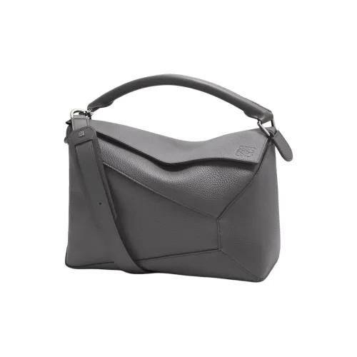 LOEWE Сумки Мужской