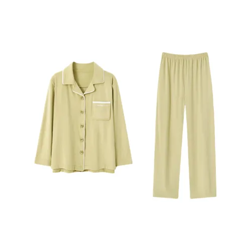 Удобный и освежающий комплект пижам для женщин зеленый