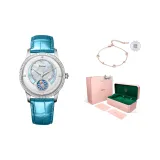 Ледяной синий, серебряный корпус, синий ремешок.