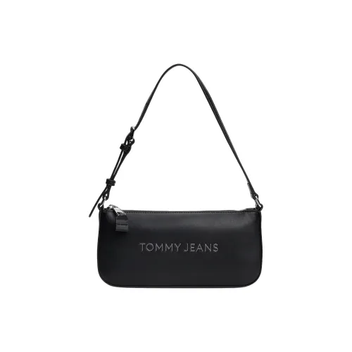 Tommy Hilfiger Сумки через плечо Черные Женские