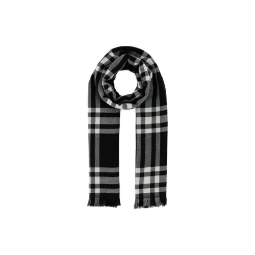 Burberry Вязаные шарфы Kids