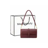 Красная сумка для покупок