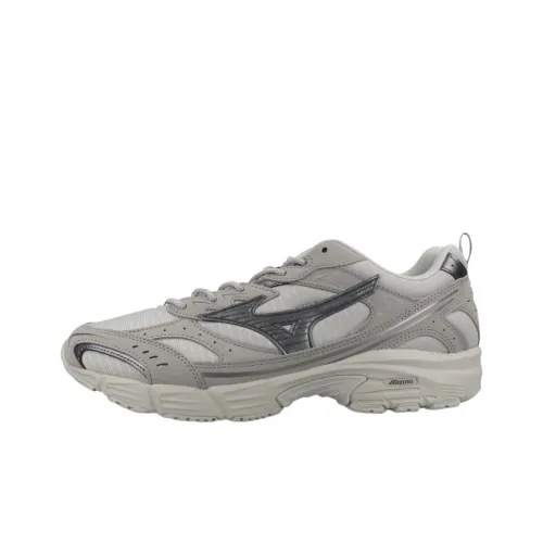 Mizuno Shock Absorbers Slip-Resistant Low Top Беговые кроссовки Унисекс Серый