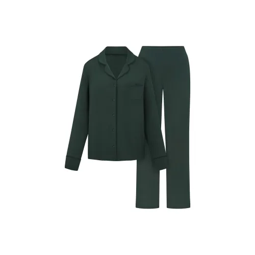 SKIMS FW24 Fake Day Collection Сон Длинный рукав Кнопка Вверх Комплект Пижама Комплект Женский Ель Ель