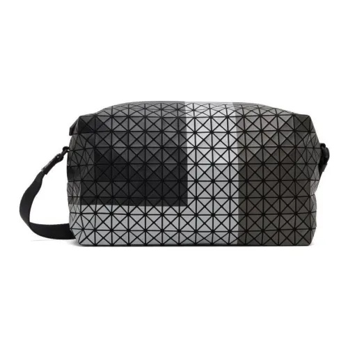 ISSEY MIYAKE Сумки через плечо Унисекс