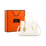 Белый стиль C