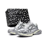 Серебристый