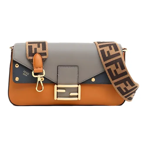 FENDI Baguette Кожа Коровья кожа Сумка-багет Клатч Сумка через плечо Сумка на плечо Сумка через плечо Средний Женский Коричневый