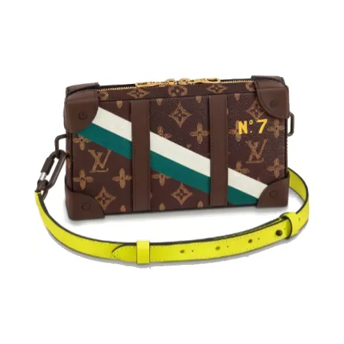 LOUIS VUITTON SOFT TRUNK Кошельки Мужской