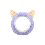 Красный глаз, волосы, полоска