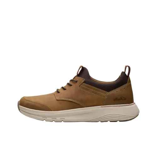 Clarks Motion Trek Ez Slip-Resistant Low Top Casual Shoes Men's Dark Umber