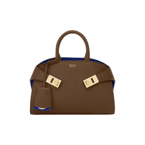 FERRAGAMO Телячья кожа Сумка через плечо Сумка Мини Женская Глина