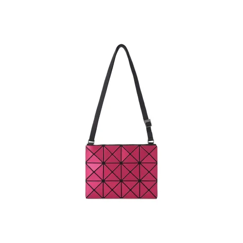 ISSEY MIYAKE Сумки через плечо Женские