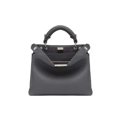 FENDI Peekaboo Soft Small SelleriaСумка Selleria Серого Цвета, Прошитая Вручную 476 Стежками