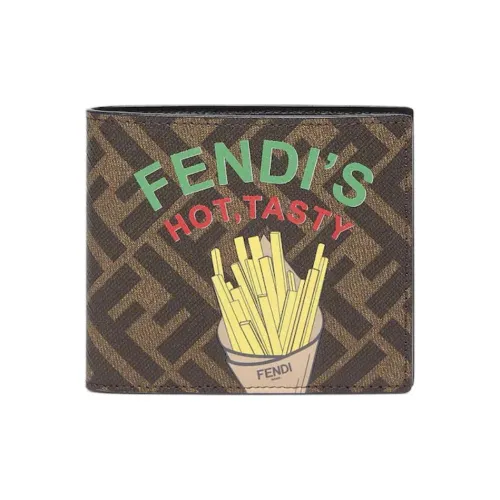 FENDI Женские кошельки