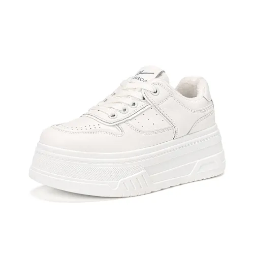 Warrior Термический Slip-Resistant Увеличивающие Высоту Низкие Кроссовки для Скейтбординга Женские Белые