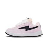 Светло-розовый