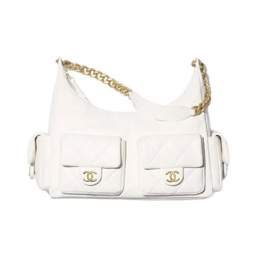 CHANEL Сумки через плечо Женские