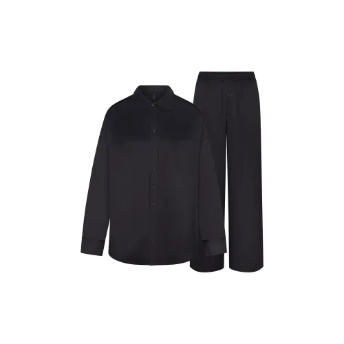 SKIMS Holiday Collection FW24 Silk OVERSIZED Long SLEEP Set Pajama Set Women's Onyx Onyx
