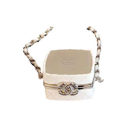 CHANEL Lambskin Powder Сумка Косметичка Сумка Сумка через плечо Сумка на плечо Женская Белая Серебряная