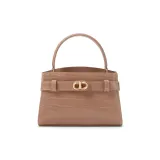 Румяна Светло-Красного цвета