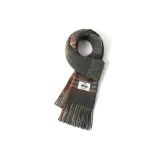 Армейский зеленый