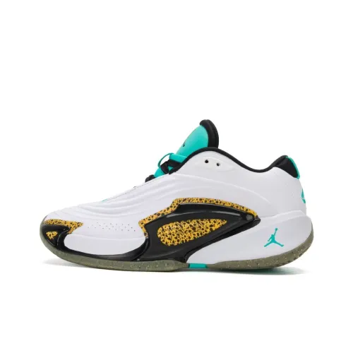 Джордан Luka 3 Нижняя юбка Устойчивая к истиранию Низкий топ Детские баскетбольные кроссовки Белый