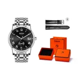 Серебряный корпус с черным циферблатом.