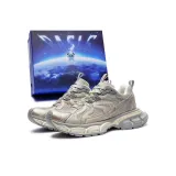 Светло-бежевый состаренный