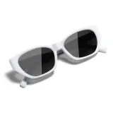 Белая оправа с серыми линзами