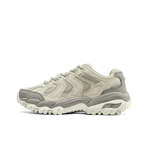 Skechers На открытом воздухе Альпинистские и туристические ботинки Низкий верх Естественный/NAT Мужской